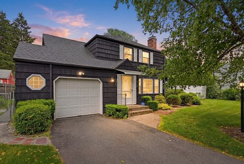 47 Fenway Dr, Springfield, MA, 01119-2431 | Card Image