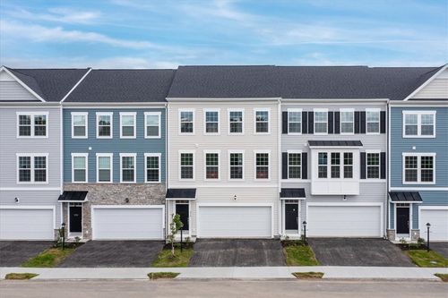 216 Truth Cir, Harmony, PA, 16037-6705 | Card Image