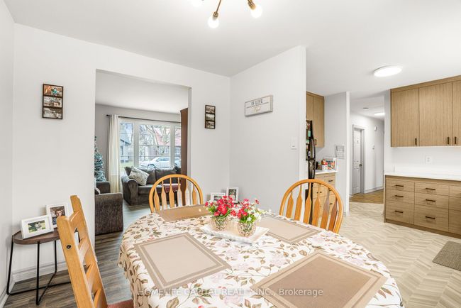 43 A Norway Spruce St, House other with 4 bedrooms, 1 bathrooms and 3 parking in Stittsville ON | Image 10