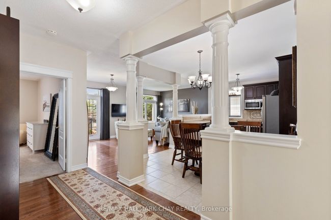 36 Meadowood Dr, House other with 4 bedrooms, 3 bathrooms and 4 parking in Wasaga Beach ON | Image 7