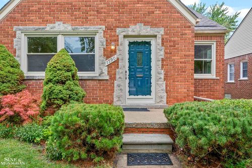 1790 Kenmore Drive, Grosse Pointe Woods, MI, 48236 | Card Image