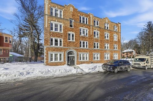 3l-62 Warner St, Springfield, MA, 01108 | Card Image