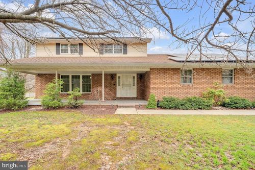 5013 E Berlin Rd, THOMASVILLE, PA, 17364-9334 | Card Image