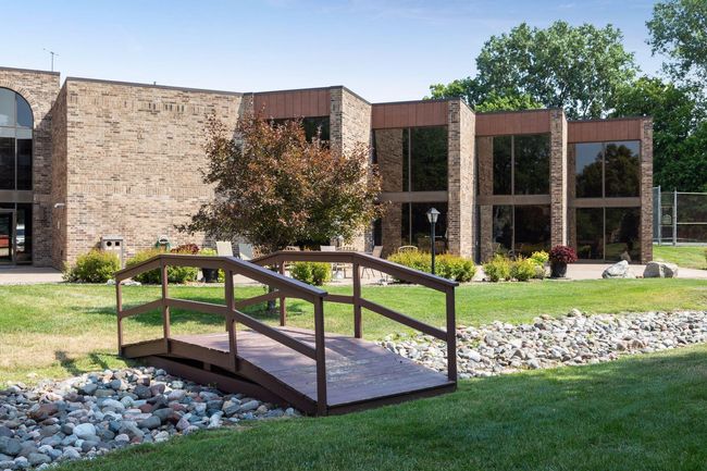 APT-306 - 2240 Midland Grove Rd, Condo with 2 bedrooms, 2 bathrooms and null parking in Roseville MN | Image 61