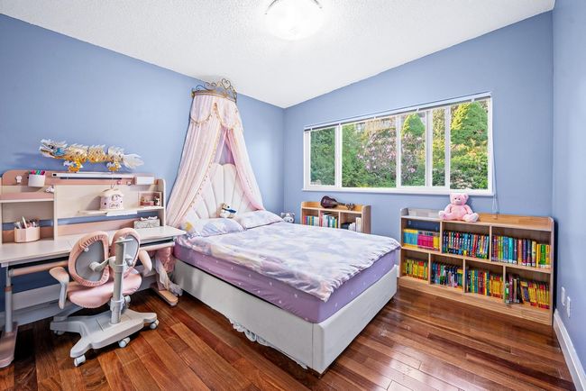 520 Ballantree Pl, House other with 6 bedrooms, 4 bathrooms and 4 parking in West Vancouver BC | Image 20