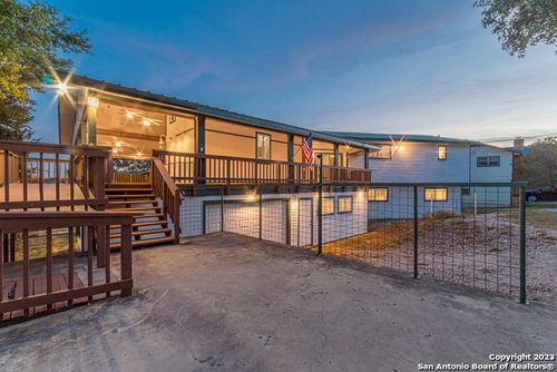 119 Cedar Tree Ln, Canyon Lake, TX, 78133-4005 | Card Image