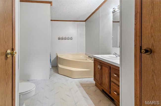25561 Beltrees Rd, House other with 4 bedrooms, 2 bathrooms and 2 parking in Dow IL | Image 23