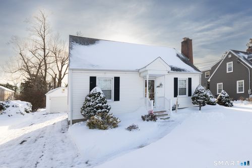 349 Quinnipiac Ave, North Haven, CT, 06473-3718 | Card Image