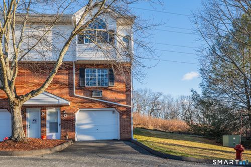 apt-k12-24 Blueridge Dr, Waterbury, CT, 06704-1650 | Card Image