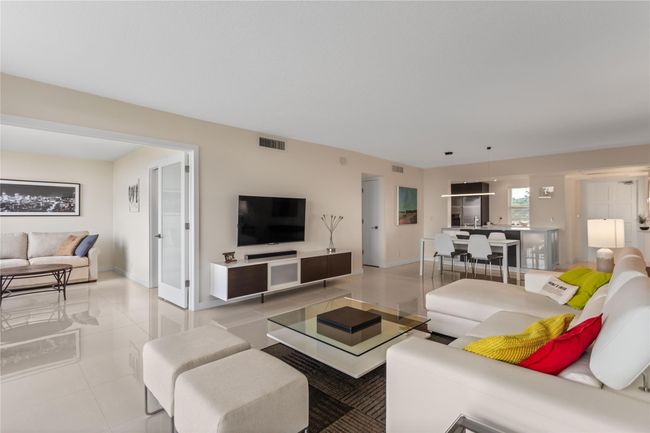 APT-603 - 2661 S Course Dr, Condo with 2 bedrooms, 2 bathrooms and null parking in Pompano Beach FL | Image 21