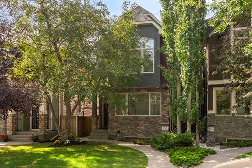 2013 42 Ave Sw, Calgary, AB, T2T2M8 | Card Image