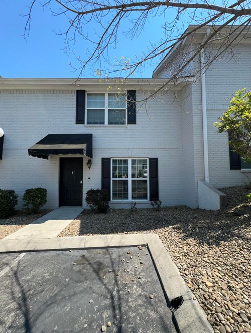 1126 Maple Tree Ln, Chattanooga, TN, 37421-4674 | Card Image