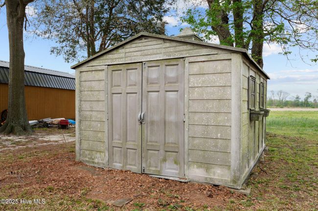 2042 Pinetops Crisp Rd, House other with 3 bedrooms, 2 bathrooms and null parking in Pinetops NC | Image 18