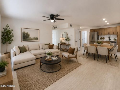 338 E Marilyn Ave, Mesa, AZ, 85210-2528 | Card Image