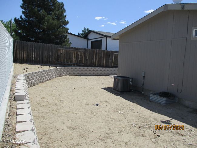 3467 Crown Royal Cir, House other with 4 bedrooms, 2 bathrooms and 2 parking in Winnemucca NV | Image 7
