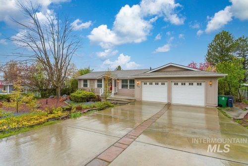 707 Hathaway St, Moscow, ID, 83843-9606 | Card Image