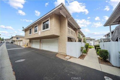136-3431 Highwood Ct, Simi Valley, CA, 93063-5376 | Card Image