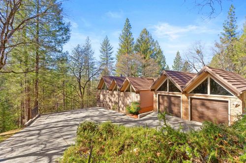 1942 Blue Bell Ct, Cool, CA, 95614-2315 | Card Image