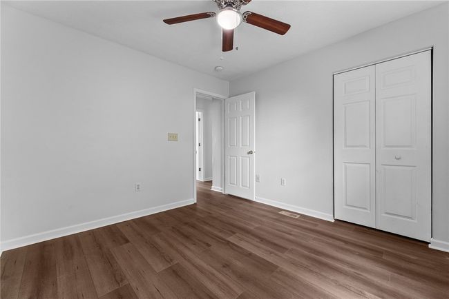 206 Mountain Dr, Townhouse with 3 bedrooms, 3 bathrooms and 2 parking in Carnegie PA | Image 23