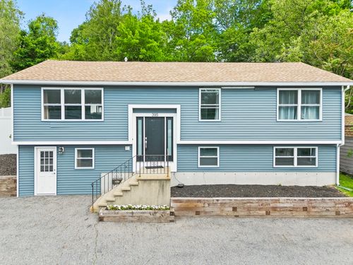 395 Lowell St, Peabody, MA, 01960-2720 | Card Image