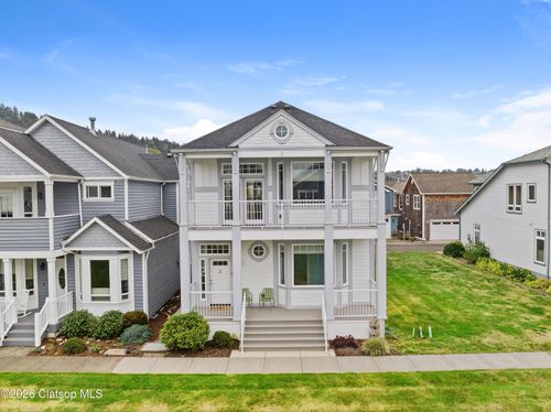 250 Round House Road, Astoria, OR, 97103 | Card Image
