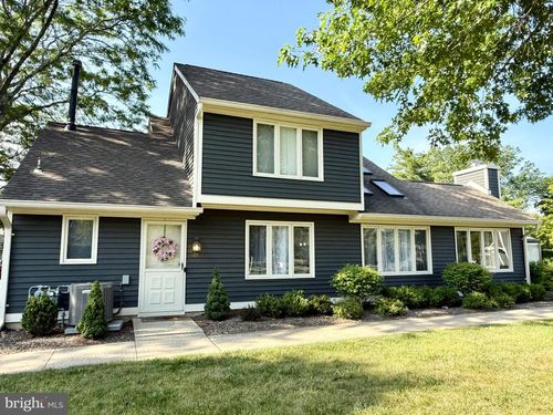 48 Village Dr, Basking Ridge, NJ, 07920-1341 | Card Image