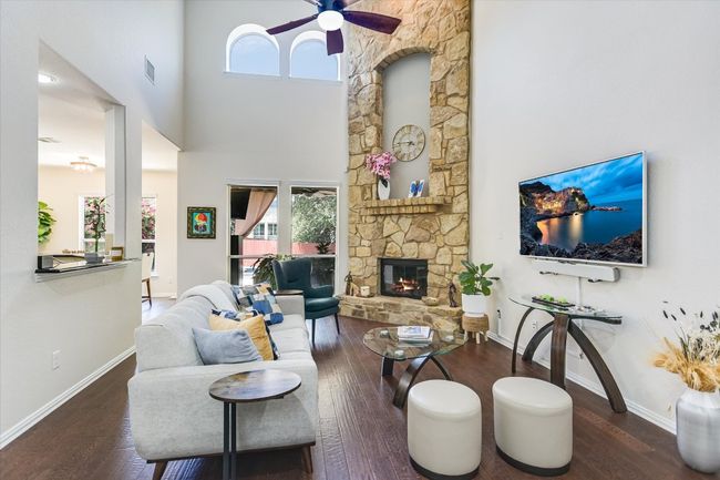 Kitchen overlooks the living room | Image 6