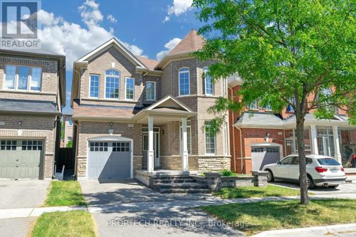 74 Manila Avenue, Markham (Berczy), ON, L6C0R7 | Card Image