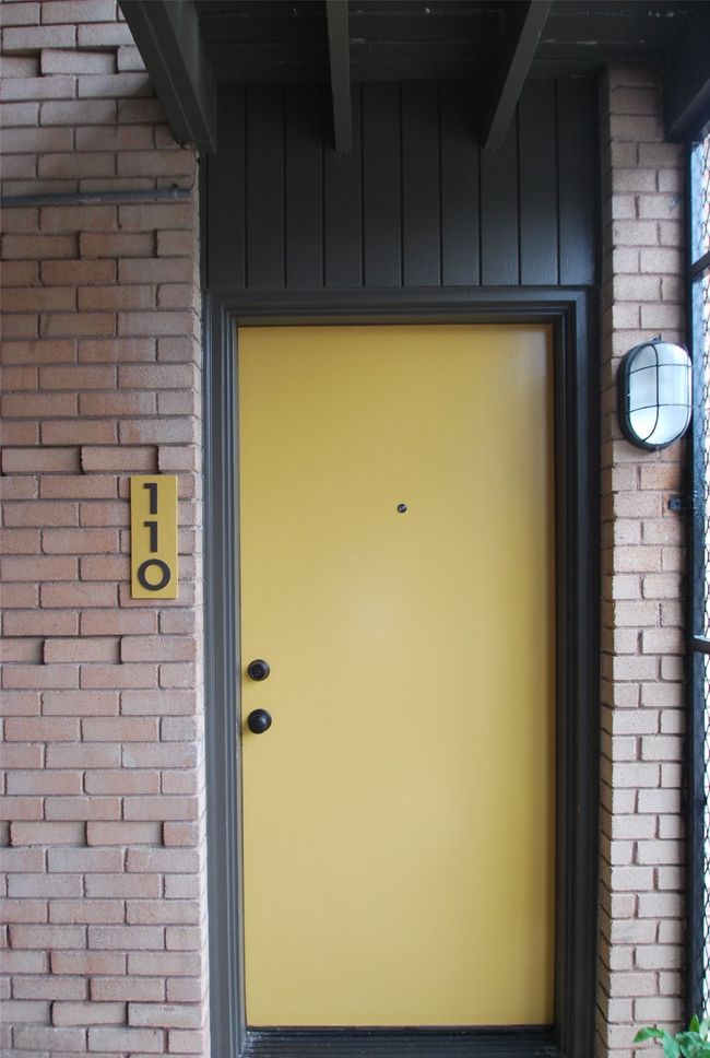 APT-110 - 5004 Live Oak St, Condo with 2 bedrooms, 1 bathrooms and null parking in Dallas TX | Image 4