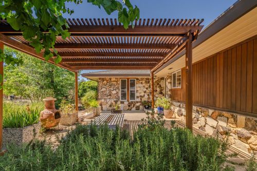 230 Kern St, Jackson, CA, 95642-2518 | Card Image
