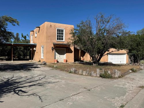 116 Brooks St, Taos, NM, 87571-6496 | Card Image