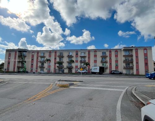 apt-101-6820 W Flagler St, Miami, FL, 33144-2831 | Card Image