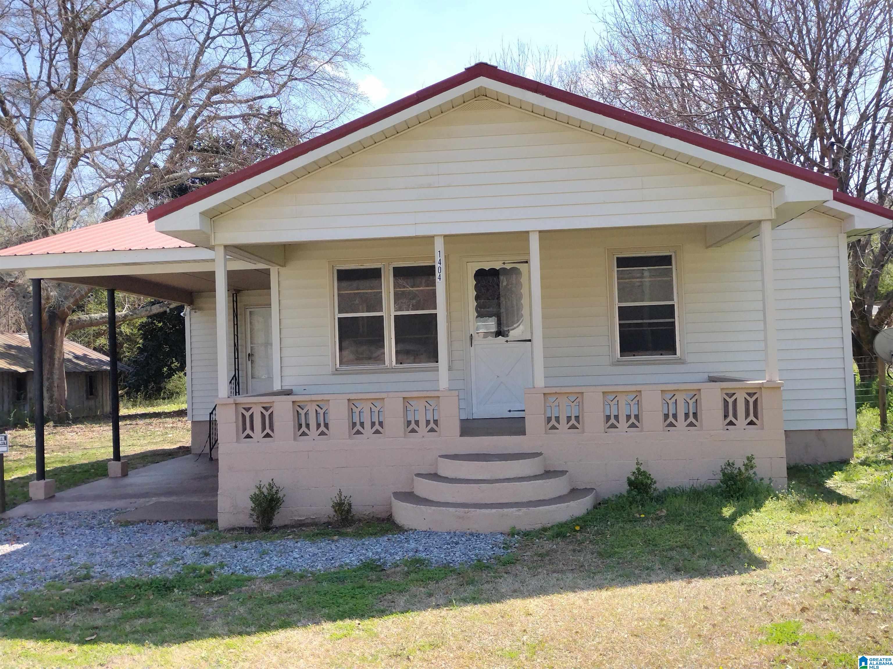Willett St, Anniston, AL 36201