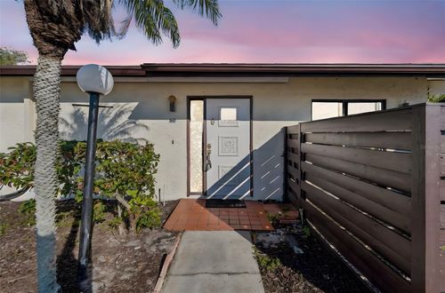 d16-5400 34th St W, BRADENTON, FL, 34210-3416 | Card Image