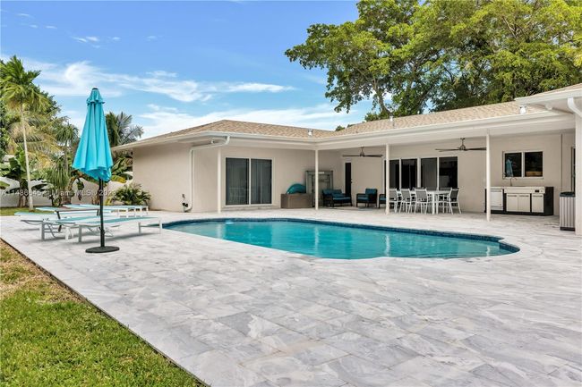 1611 Sw 54th Ter, House other with 6 bedrooms, 4 bathrooms and null parking in Plantation FL | Image 52