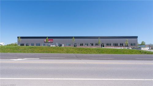 candd-677 Colborne St W, Brantford, ON, N3T0L8 | Card Image