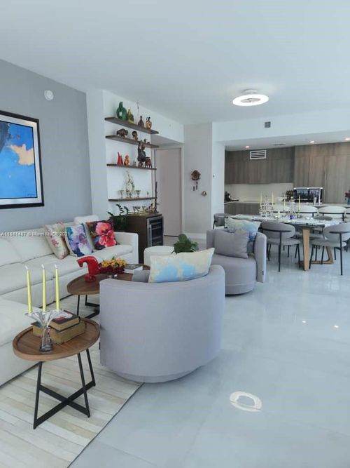 1405-17550 Collins Ave, Sunny Isles Beach, FL, 33160-2867 | Card Image