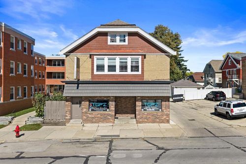 7718 W Becher Street, WEST ALLIS, WI, 53219 | Card Image