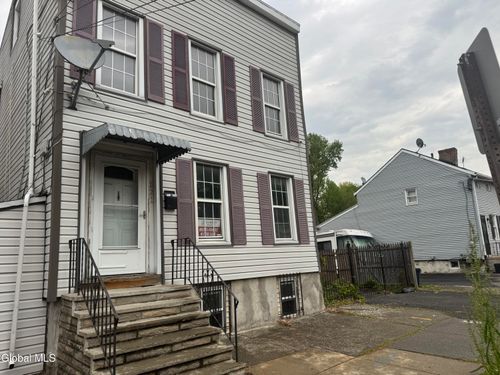 221 Livingston Ave, Albany, NY, 12210-2532 | Card Image