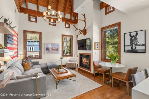 a203-501 W Main St, Aspen, CO, 81611-1617 | Card Image