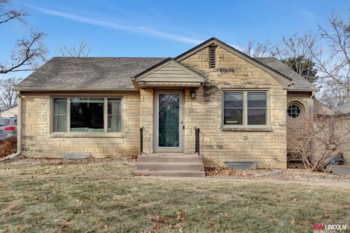 3011 S 41 Street, Lincoln, NE, 68506 | Card Image