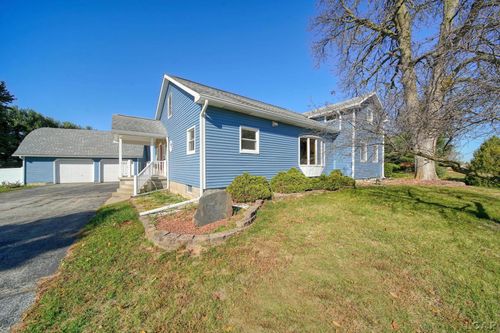 9058 W Weston Rd, Morenci, MI, 49256-9592 | Card Image