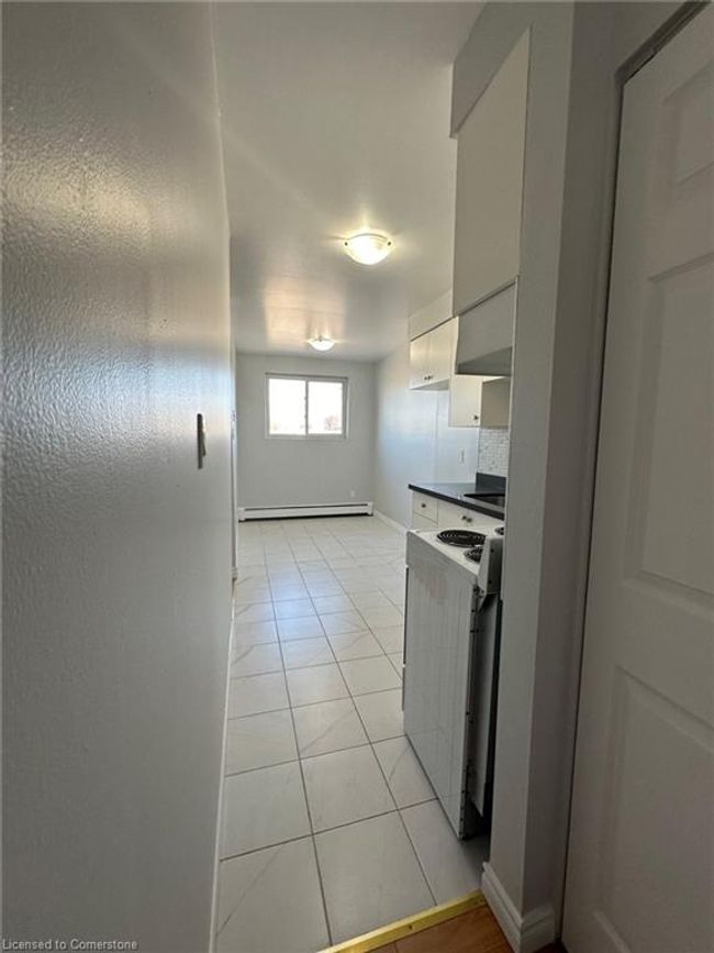 14 - 15 Mowat Blvd, House attached with 1 bedrooms, 1 bathrooms and 1 parking in Kitchener ON | Image 19