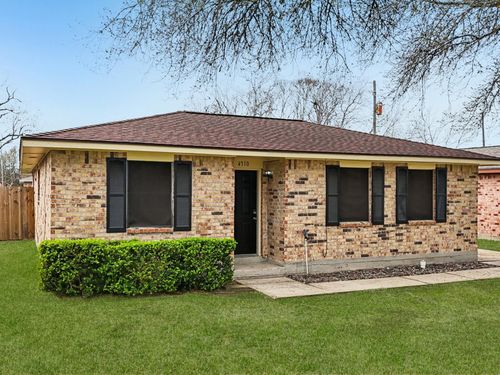 4710 Pine St, Seabrook, TX, 77586-2052 | Card Image