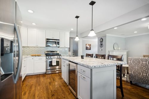 5329 Grand Ave, Western Springs, IL, 60558-1839 | Card Image