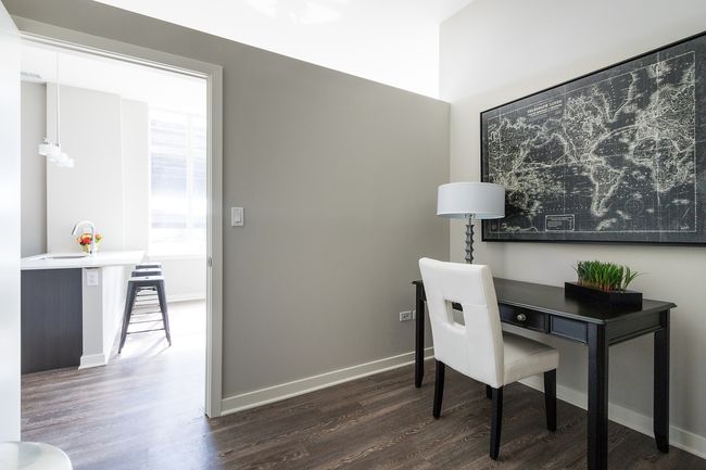 APT-301 - 1545 W North Ave, Condo with 3 bedrooms, 2 bathrooms and 2 parking in Chicago IL | Image 9