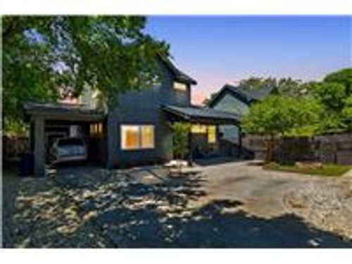 2-7206 Bethune Ave, Austin, TX, 78752-2706 | Card Image