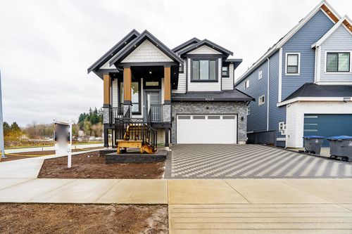 10648 124 St, Surrey, BC, V3V0E2 | Card Image