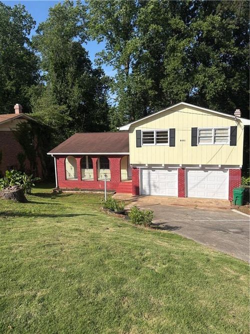 801 Needle Rock Dr, Stone Mountain, GA, 30083-3513 | Card Image