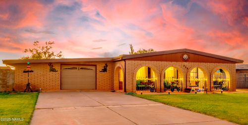 509 N Taylor Ave, Winslow, AZ, 86047-4445 | Card Image